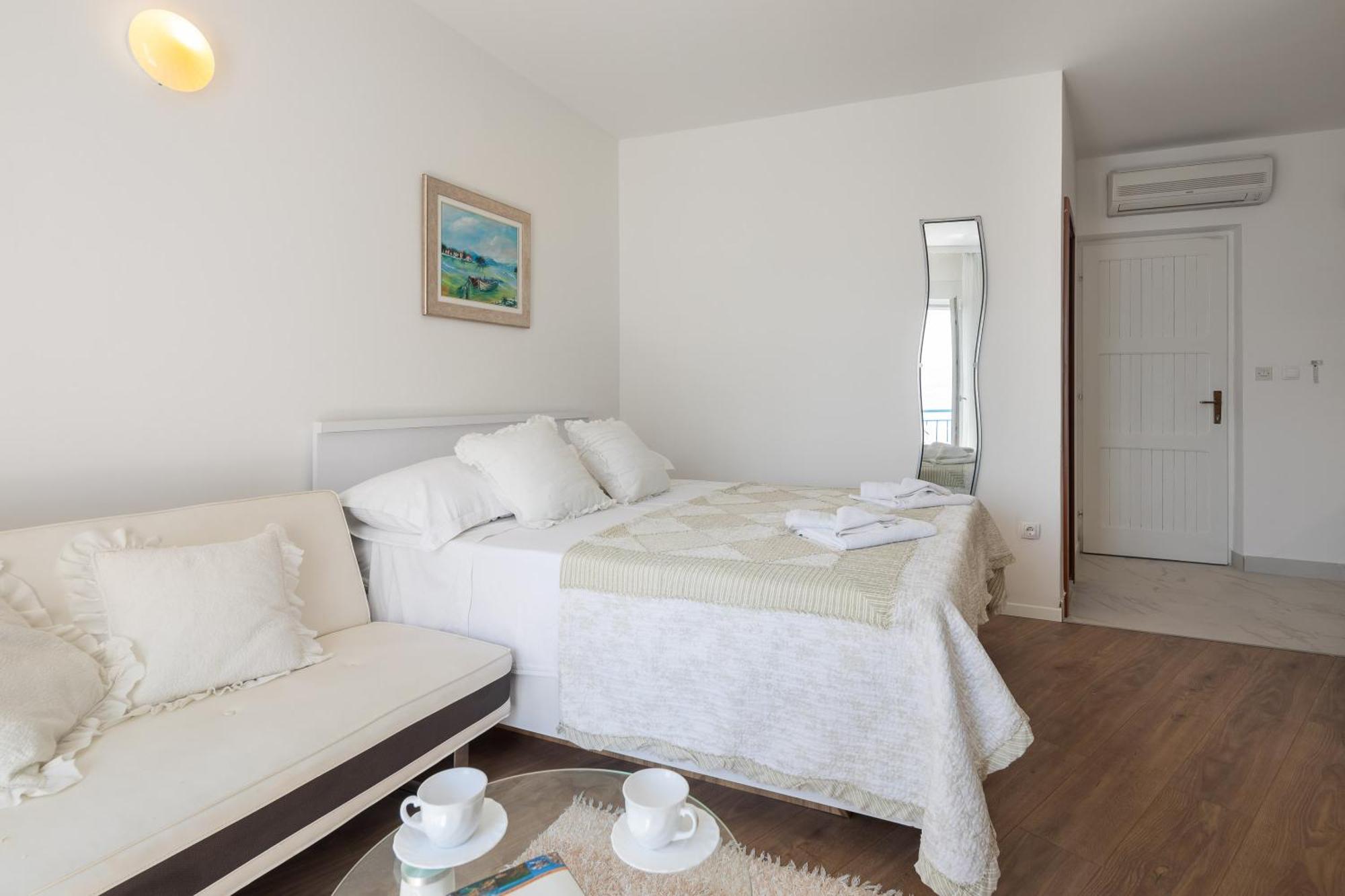 Caleta Seaview Suites II - Pool & Jacuzzi Lokva Rogoznica Exteriör bild